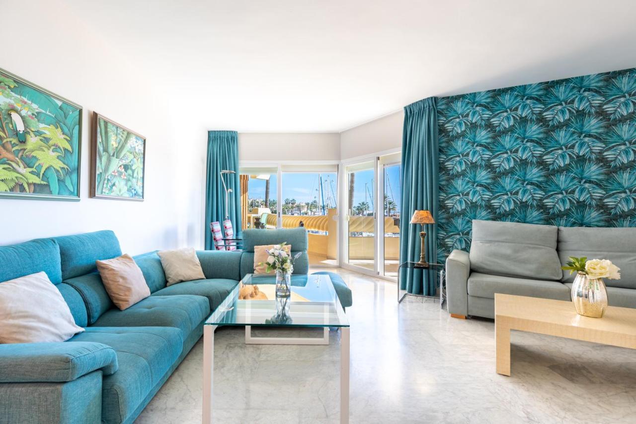 Wintowinrentals Luxury And Sea View Inside Puerto Marina Benalmádena Kültér fotó